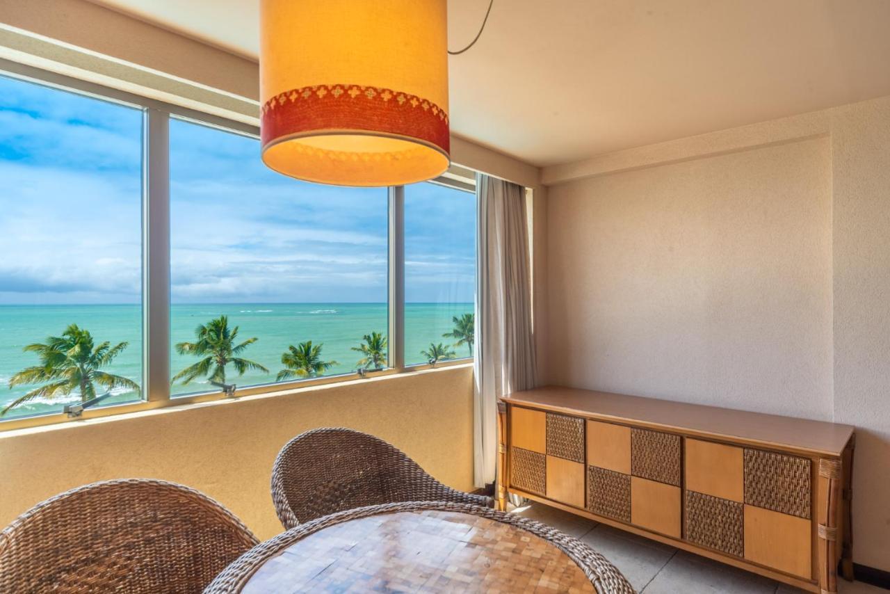 Ritz Lagoa Da Anta Hotel & Spa Maceió Exterior foto A view of the ocean from a suite at the Hilton